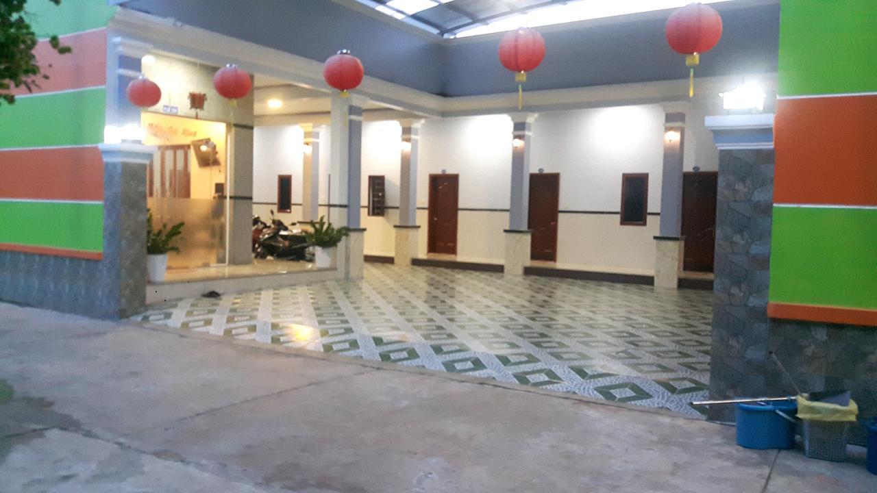 Motel Hoang Gia Long Khanh エクステリア 写真